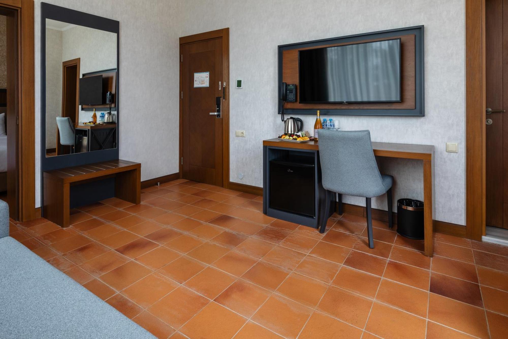 Hotel Chateau Kvirike Boboqvati Luaran gambar
